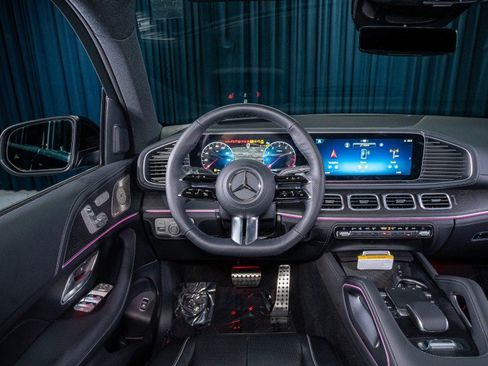 New 2025 Mercedes-Benz GLS 580 4MATIC image 15