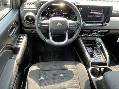 New 2026 Chevrolet Colorado LT image 13