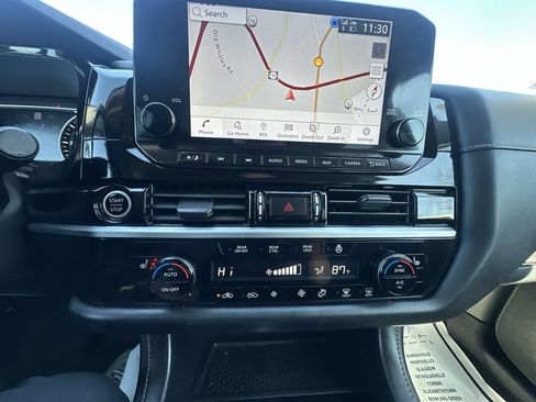 Used 2023 Nissan Pathfinder SL w/ Lighting Package (N92) AWD/4WD image 25