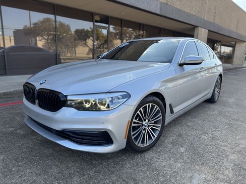 Used 2019 BMW 530i w/ Convenience Package image 1