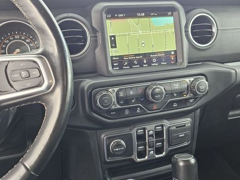 Used 2022 Jeep Gladiator Overland w/ Popular Equipment Package image 9