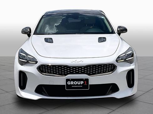 Used 2022 Kia Stinger GT-Line w/ Sun & Sound Package RWD image 4