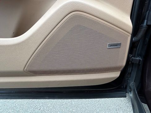 Used 2019 Porsche Cayenne image 33