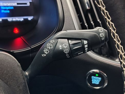 Used 2024 Ford Edge ST image 42