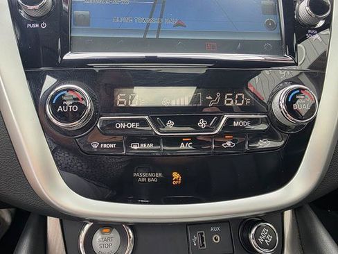 Used 2018 Nissan Murano S AWD/4WD image 21