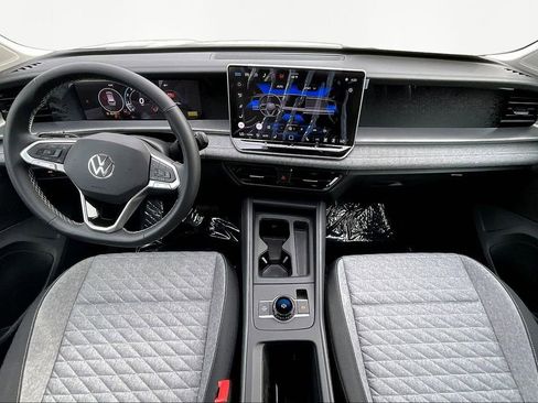 New 2026 Volkswagen Tiguan S image 7