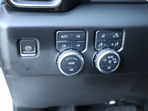 Used 2023 GMC Sierra 1500 Denali AWD/4WD image 30