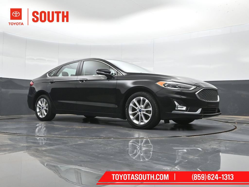 Used 2020 Ford Fusion Energi Titanium FWD image 41