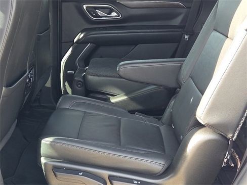 Used 2021 Chevrolet Tahoe Z71 w/ Luxury Package image 14