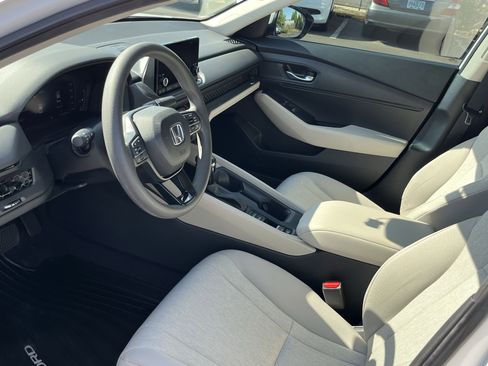 Used 2024 Honda Accord LX image 9