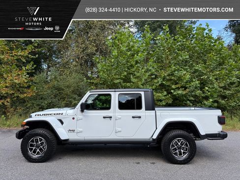 New 2025 Jeep Gladiator Rubicon image 1