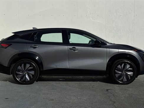 Certified 2023 Nissan Ariya AWD image 3