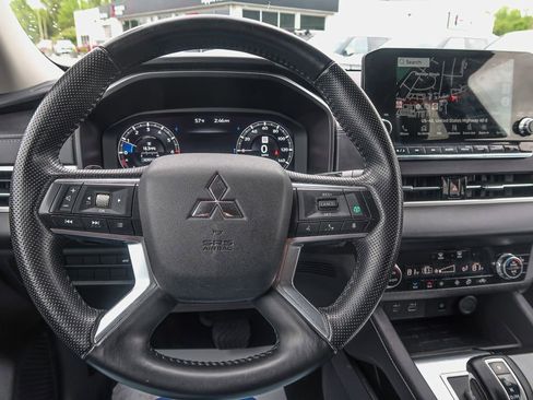 Used 2024 Mitsubishi Outlander SEL FWD image 31