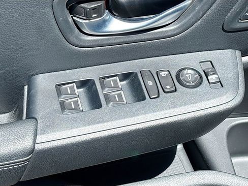 Used 2025 Honda Pilot Touring image 18