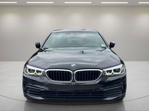 Used 2019 BMW 530e w/ Premium Package RWD image 8