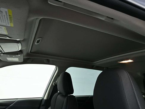 Used 2021 Subaru Forester Premium AWD/4WD image 37