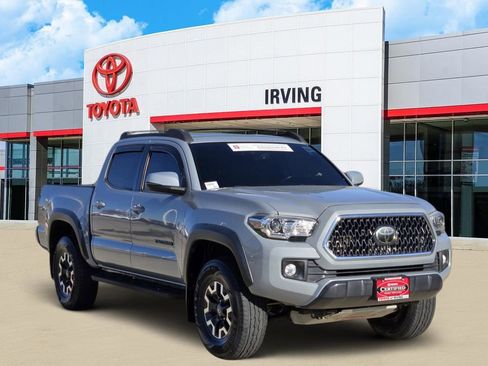 Certified 2019 Toyota Tacoma TRD Off-Road w/ TRD Premium Off Road Package image 2