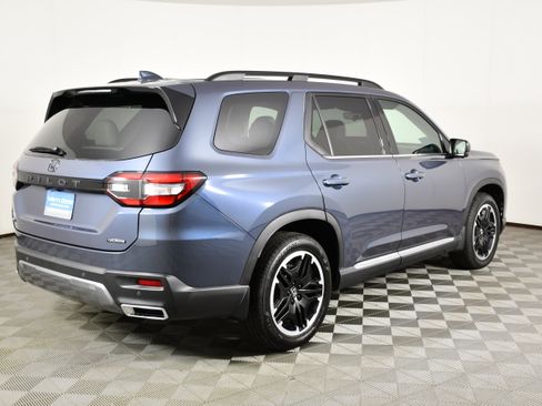 Certified 2026 Honda Pilot image 6