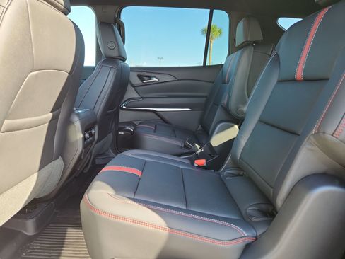 New 2026 Chevrolet Traverse RS image 16