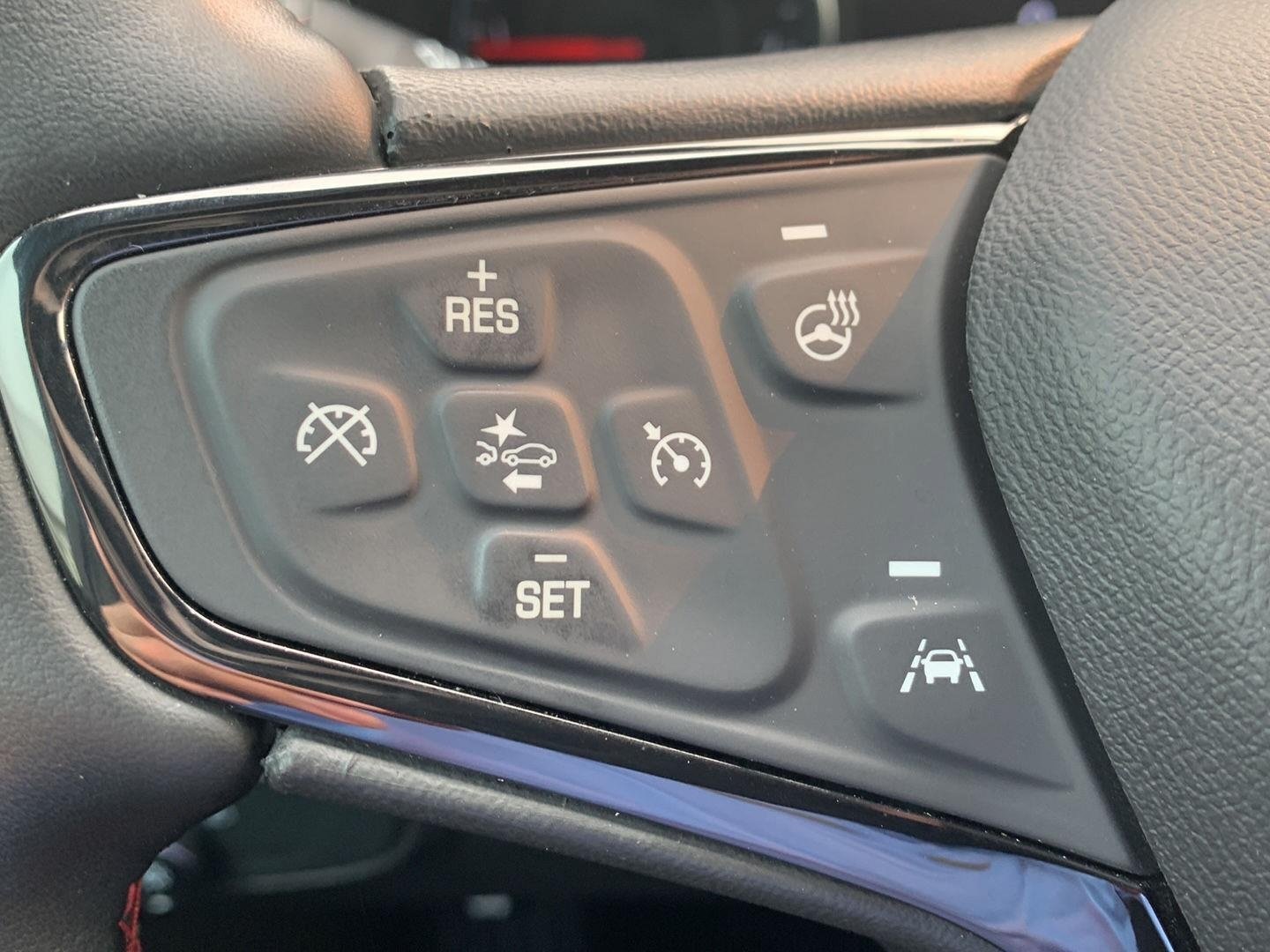 Used 2023 Chevrolet Equinox RS AWD/4WD image 10
