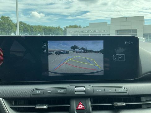 Used 2025 Kia K4 FWD image 25