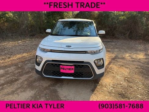 Certified 2020 Kia Soul S image 2