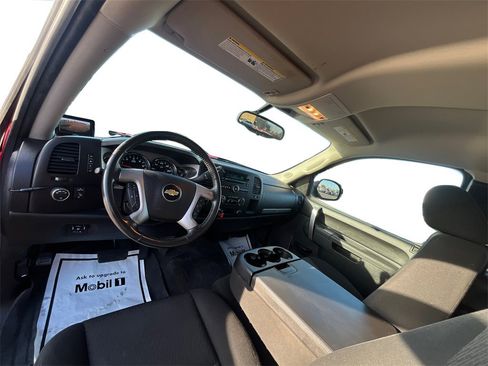 Used 2013 Chevrolet Silverado 1500 LT image 12