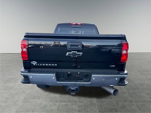Used 2019 Chevrolet Silverado 3500 LTZ w/ Duramax Plus Package image 4