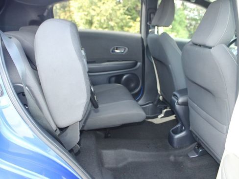 Used 2022 Honda HR-V Sport image 16