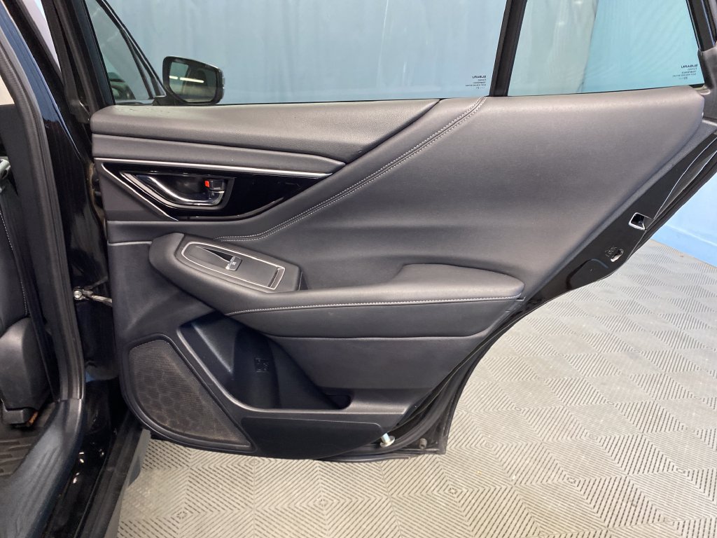 Used 2021 Subaru Outback Limited AWD/4WD image 40