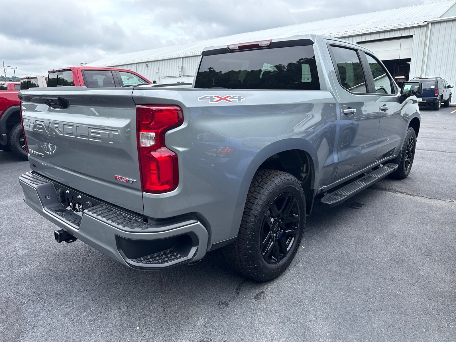 New 2026 Chevrolet Silverado 1500 RST w/ RST Select Package AWD/4WD image 4