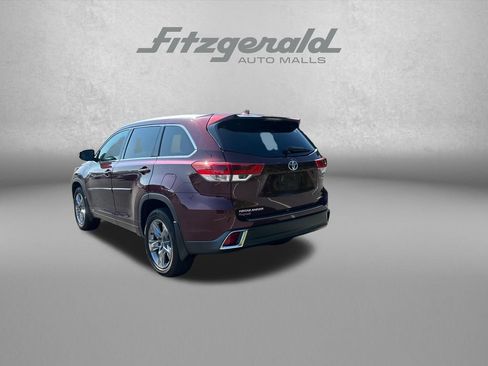 Used 2019 Toyota Highlander Limited Platinum AWD/4WD image 6
