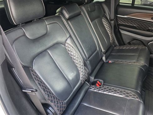 Used 2022 Jeep Grand Cherokee Summit image 32