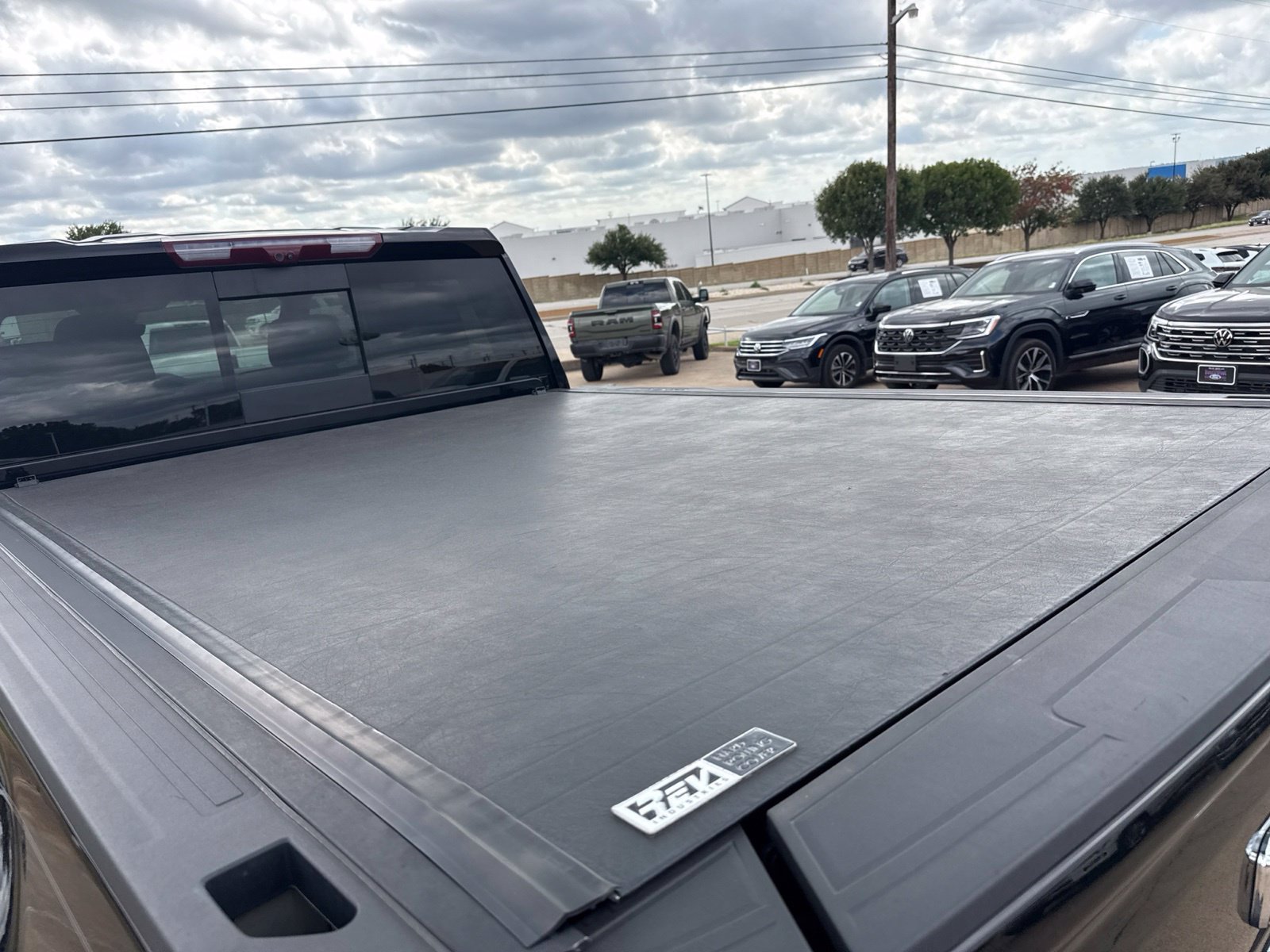 Used 2025 GMC Sierra 3500 AT4 w/ AT4 Premium Plus Package AWD/4WD image 10