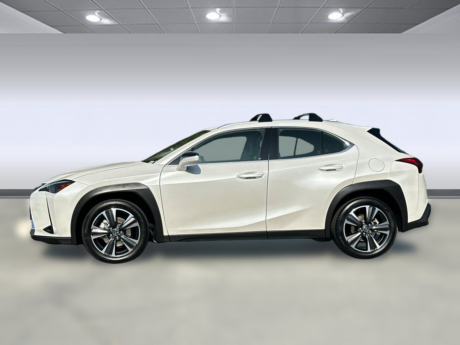 Certified 2025 Lexus UX 300h FWD w/ Accessory Package (Z2) image 2
