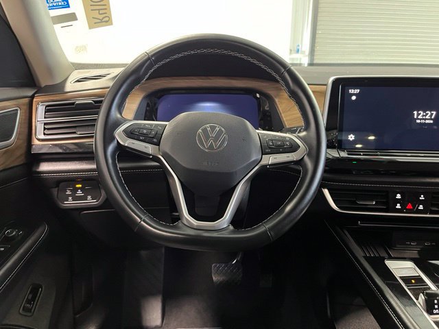 Used 2025 Volkswagen Atlas SE FWD image 22