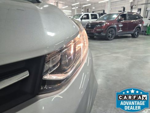 Used 2022 Chevrolet Trax LS w/ Tint and Cruise Package FWD image 30