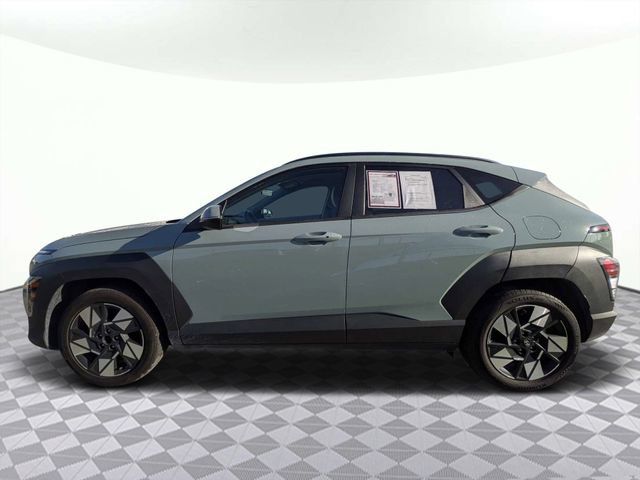 Used 2025 Hyundai Kona SEL FWD image 5