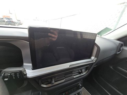 Used 2025 Ford Bronco Sport Badlands image 14