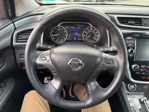 Used 2020 Nissan Murano SV w/ Premium Package image 15