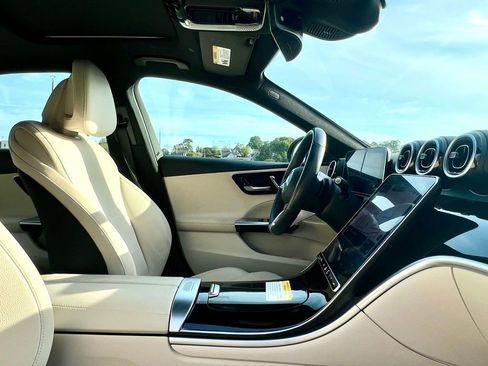 Certified 2023 Mercedes-Benz C 300 4MATIC Sedan image 15