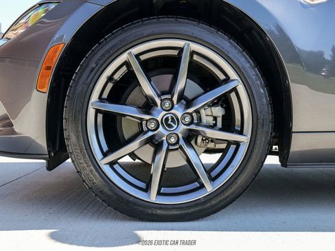 Used 2017 MAZDA MX-5 Miata RF Grand Touring RWD image 47