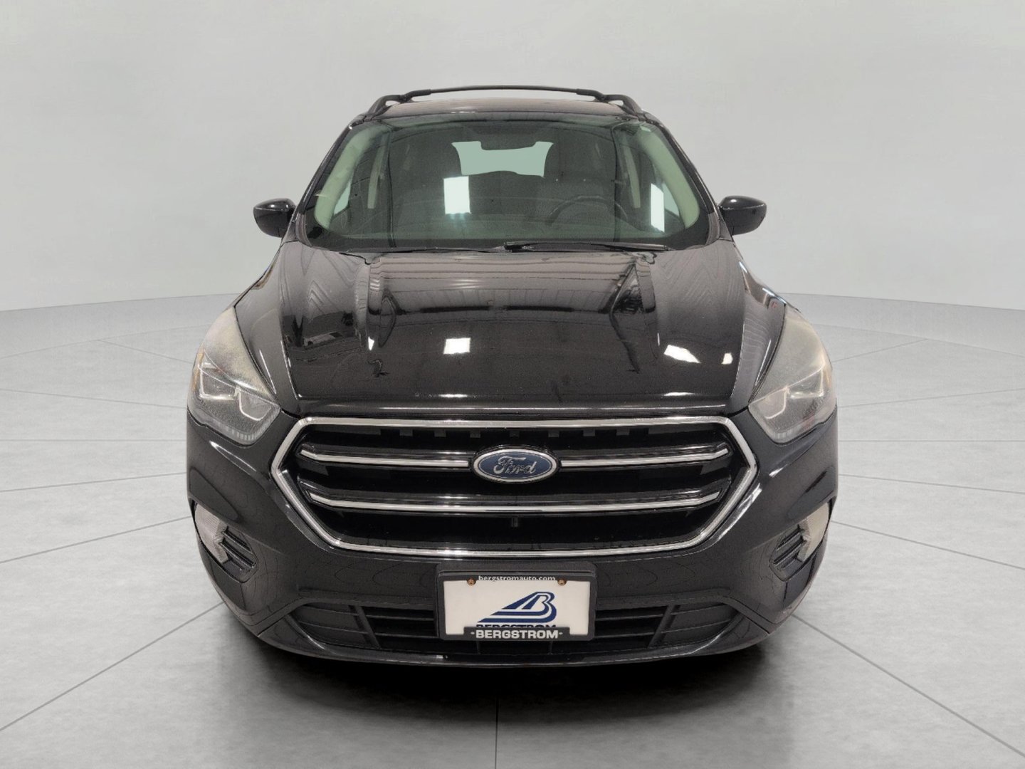 Used 2017 Ford Escape SE w/ Equipment Group 201A AWD/4WD image 13