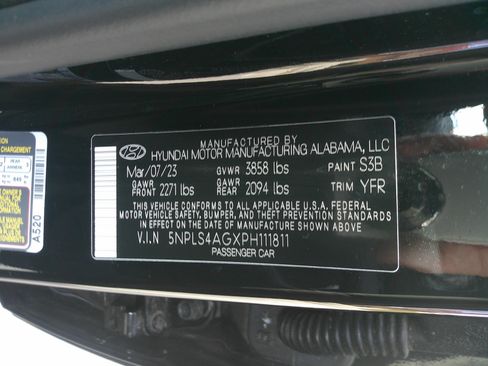 Used 2023 Hyundai Elantra SEL w/ Convenience Package image 35
