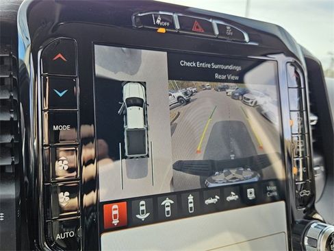 Used 2023 RAM 2500 Limited image 22