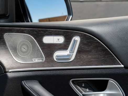Used 2023 Mercedes-Benz GLE 350 w/ Premium Package image 57