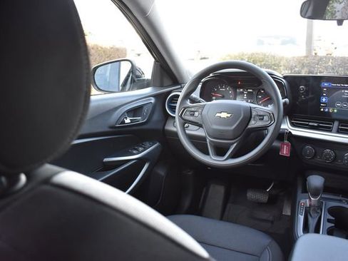 New 2026 Chevrolet Trax LS w/ LS Convenience Package image 16