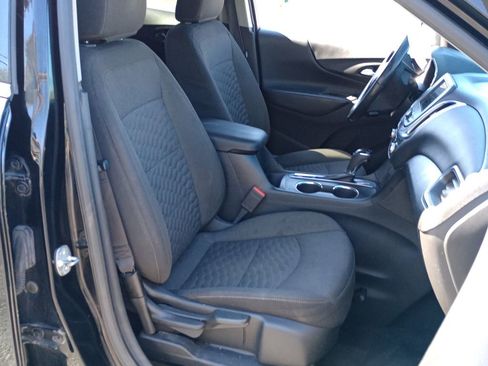 Used 2020 Chevrolet Equinox LT image 23