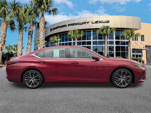 Certified 2023 Lexus ES 350 w/ Premium Package image 3