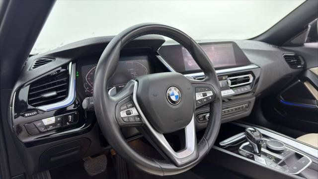 Used 2020 BMW Z4 sDrive30i w/ Convenience Package RWD image 19